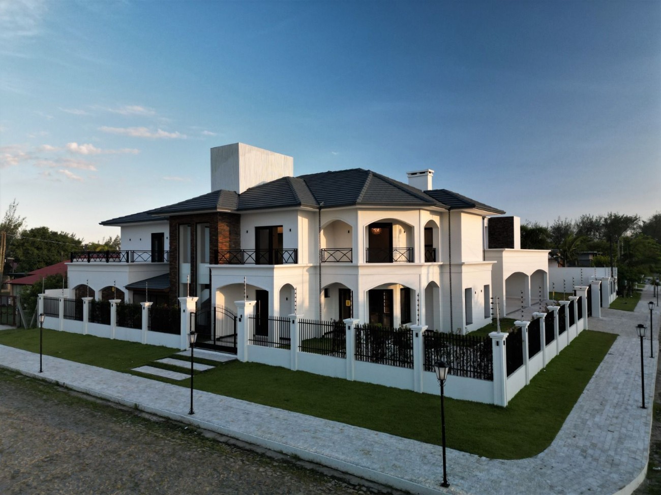 Casa 4 dormitórios para venda, Zona Norte em Capão da Canoa | Ref.: 1785